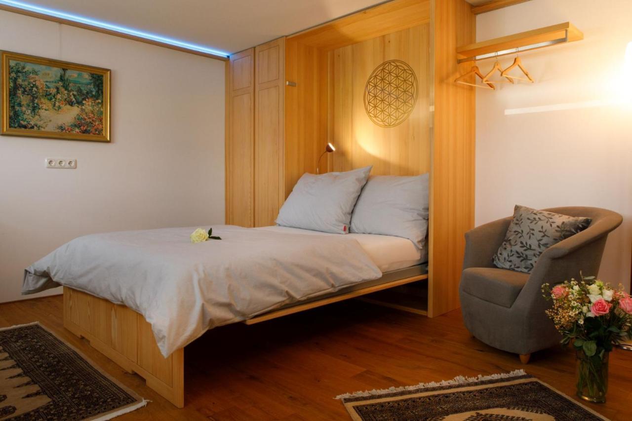 Business Apartment Schwarzach Bagian luar foto